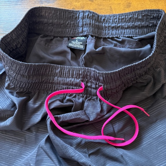 bcg Athletic Shorts Women Size Large Gray Pink Trim Unlined Run Walk Workout Gym - Picture 10 of 11